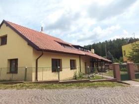 Prodej rodinného domu, Paběnice, 240 m2