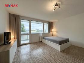 Prodej bytu 1+kk, Praha - Kamýk, Otradovická, 35 m2