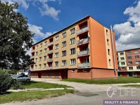 Prodej bytu 3+1, Vrchlabí, Na nivě, 76 m2