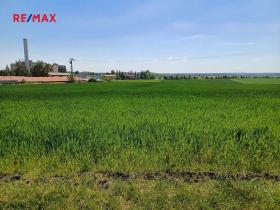 Prodej komerčního pozemku, Slaný, 1329 m2