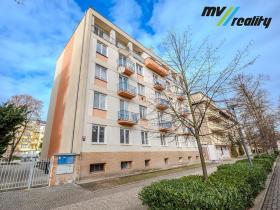 Prodej bytu 3+1, Poděbrady, nám. T.G.Masaryka, 66 m2