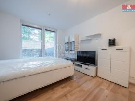 Prodej bytu 1+1, Rosice, 25 m2