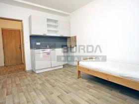 Pronájem bytu 1+kk, Neratovice, 19 m2