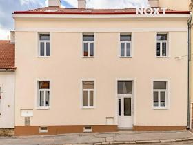 Prodej bytu 1+1, Praha - Žižkov, Na mokřině, 91 m2