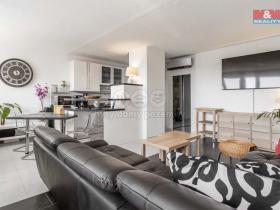 Prodej bytu 3+1, Praha - Řepy, Vondroušova, 75 m2