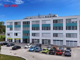 Pronájem ordinace, Milovice, Spojovací, 64 m2