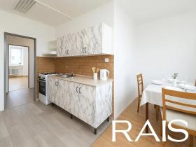 Prodej bytu 3+1, Hustopeče, 74 m2