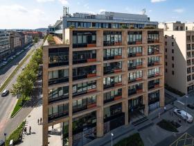 Pronájem kanceláře, Praha - Karlín, Rohanské nábřeží, 1104 m2