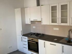 Pronájem bytu 2+1, Turnov, Krajířova, 98 m2