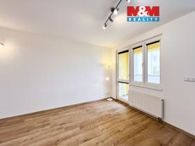 Pronájem bytu 1+kk, Klecany, V Honech, 33 m2