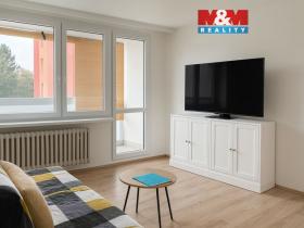 Pronájem bytu 3+1, Praha - Prosek, Zárybská, 60 m2