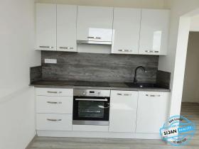 Pronájem bytu 1+1, Přerov, Teličkova, 32 m2