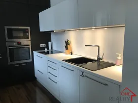 Pronájem bytu 4+kk, Zlín, Bratří Jaroňků, 85 m2