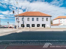 Pronájem kanceláře, Otrokovice, Dr. E. Beneše, 131 m2