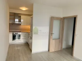 Pronájem bytu 2+kk, Praha - Kobylisy, Bojasova, 47 m2