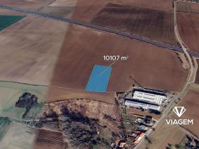 Prodej podílu pole, Lutopecny, 2526 m2