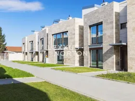 Prodej rodinného domu, Praha - Libuš, V Hrobech, 285 m2