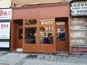 Pronájem obchodního prostoru, Prostějov, Žižkovo nám., 18 m2