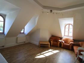 Pronájem bytu 2+1, Karlovy Vary, Pod Jelením skokem, 59 m2