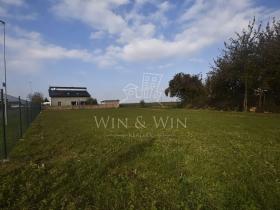 Pronájem komerčního pozemku, Jenštejn, K Jenštejnu, 1332 m2