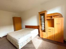 Pronájem bytu 2+kk, Karlovy Vary, Lidická, 38 m2