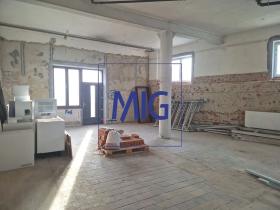 Pronájem obchodního prostoru, Syrovice, 178 m2