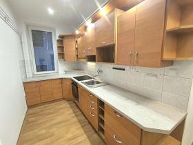 Pronájem bytu 3+1, Nový Bydžov, Třída B. Smetany, 97 m2