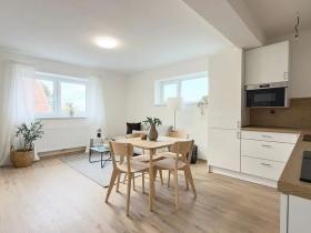 Prodej bytu 3+kk, Kobylnice, Uzavřená, 73 m2