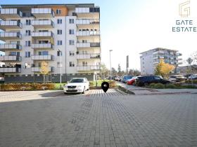 Pronájem garážového stání, Uherské Hradiště, Zahrádky, 13 m2