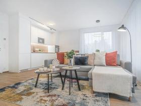 Pronájem bytu 2+kk, Praha - Prosek, Litoměřická, 54 m2