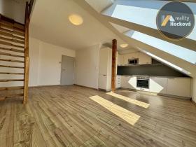 Prodej bytu 3+kk, Praha - Libeň, Zenklova, 86 m2