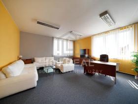 Pronájem kanceláře, Hradec Králové, Za Škodovkou, 93 m2