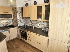 Pronájem bytu 3+kk, Tábor, Kpt. Jaroše, 64 m2