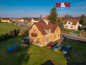 Prodej rodinného domu, Lochovice, 180 m2