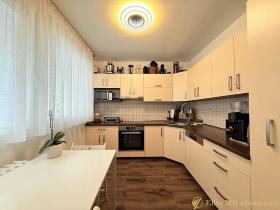 Pronájem bytu 2+kk, Mladá Boleslav, U stadionu, 61 m2