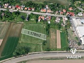 Prodej pole, Golčův Jeníkov, 1178 m2