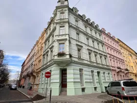 Prodej bytu 1+1, Karlovy Vary, Foersterova, 32 m2