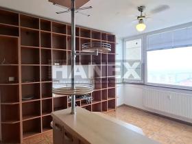 Pronájem bytu 2+kk, Praha - Troja, Olštýnská, 33 m2