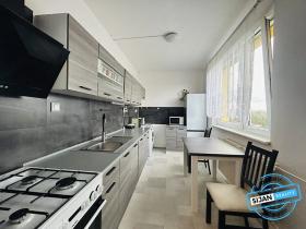 Prodej bytu 3+1, Krnov, E. Hakena, 69 m2