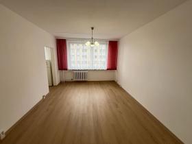 Pronájem bytu 1+1, Praha, Květnového vítězství, 30 m2