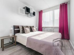 Pronájem bytu 2+kk, Praha - Ruzyně, Žukovského, 47 m2