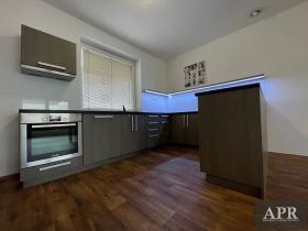 Pronájem bytu 2+kk, Uherské Hradiště, Slovácká, 70 m2