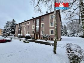 Prodej bytu 3+1, Uhlířské Janovice, 1. máje, 70 m2