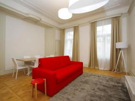 Pronájem bytu 2+1, Praha - Nové Město, Bolzanova, 92 m2