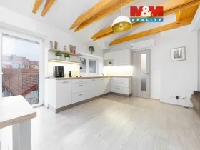 Prodej bytu 2+kk, Mikulov, Koněvova, 36 m2