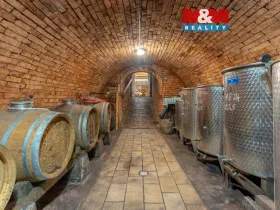 Prodej vinného sklepa, Velké Bílovice, Svatovavřinecká, 188 m2