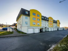 Prodej bytu 2+1, Tábor, Nad Obchvatem, 63 m2