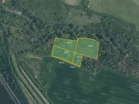 Prodej louky, Mělník, 12578 m2