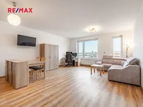 Prodej bytu 2+kk, České Budějovice, České Vrbné, 77 m2