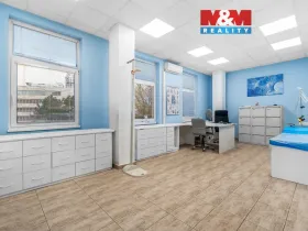 Pronájem obchodního prostoru, Ústí nad Labem - Severní Terasa, Šrámkova, 32 m2